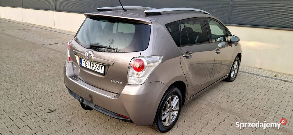 TOYOTA VERSO 18 VALVEMATIC 147 7OSOBOWA KAMERA 193500km Gorzów Wielkopolski