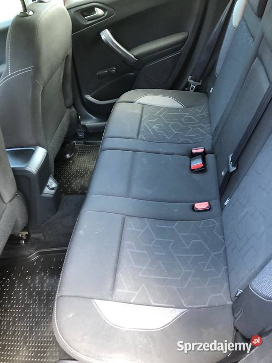 Peugeot 3008 II 12 l 130 MANUAL