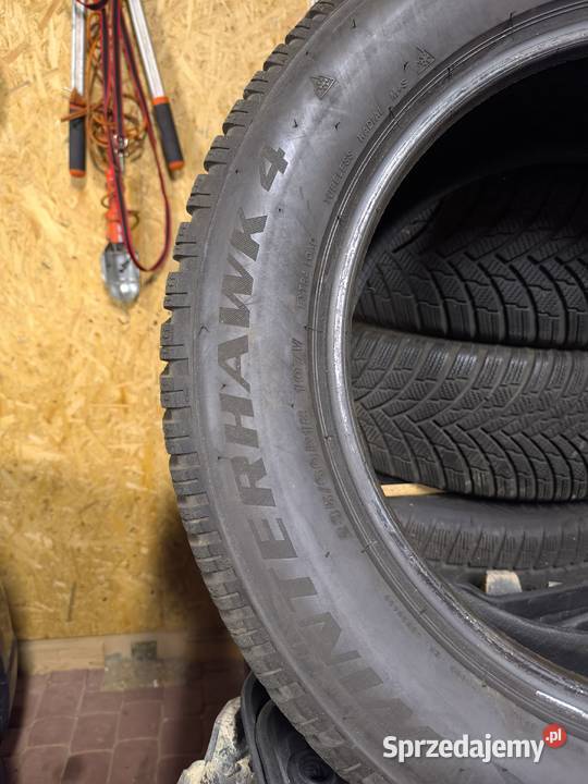 Opony zimowe Firestone Winterhawk 4 235x60x18