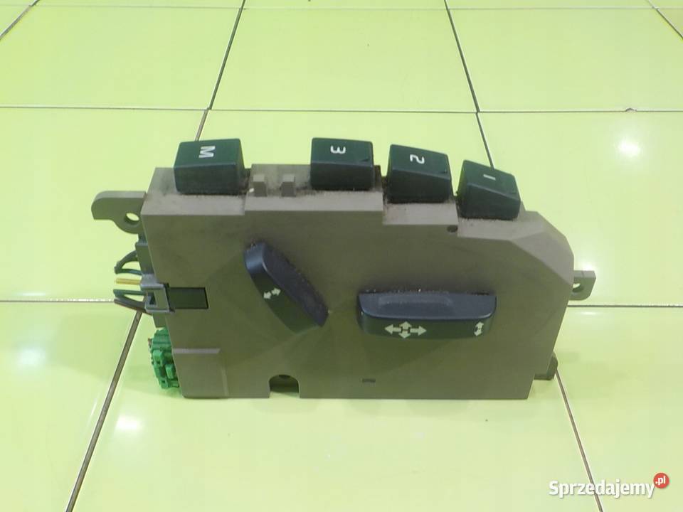 VOLVO XC60 24 D AUT 09r KOMBI 5D panel Panele sterowania, przełączniki Suków sprzedam