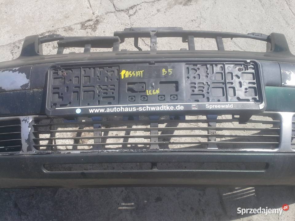 VW Passat B5 zderzak przód LC6N osobowe Dębno