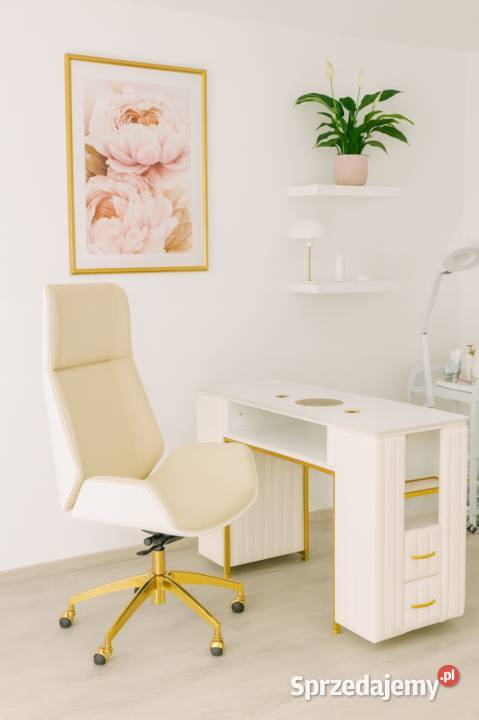 Biurko kosmetyczne z otworem na pochłaniacz Wyposażenie salonów Golkowice