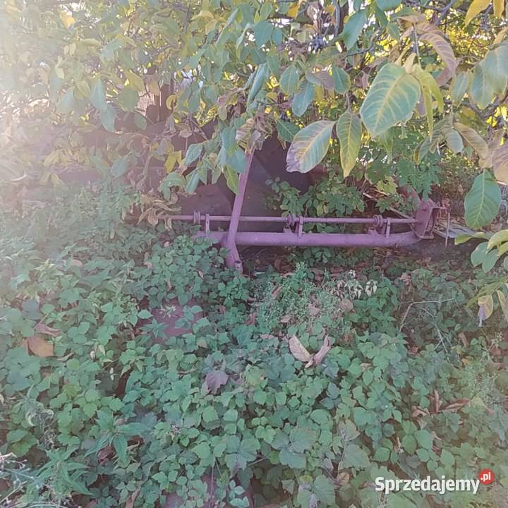 Siłownik do wywrotu nieuszkodzony