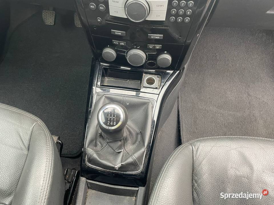 OPEL Astra GTC Coup 17 CDTi 125 sport BB668 Wrocław sprzedam