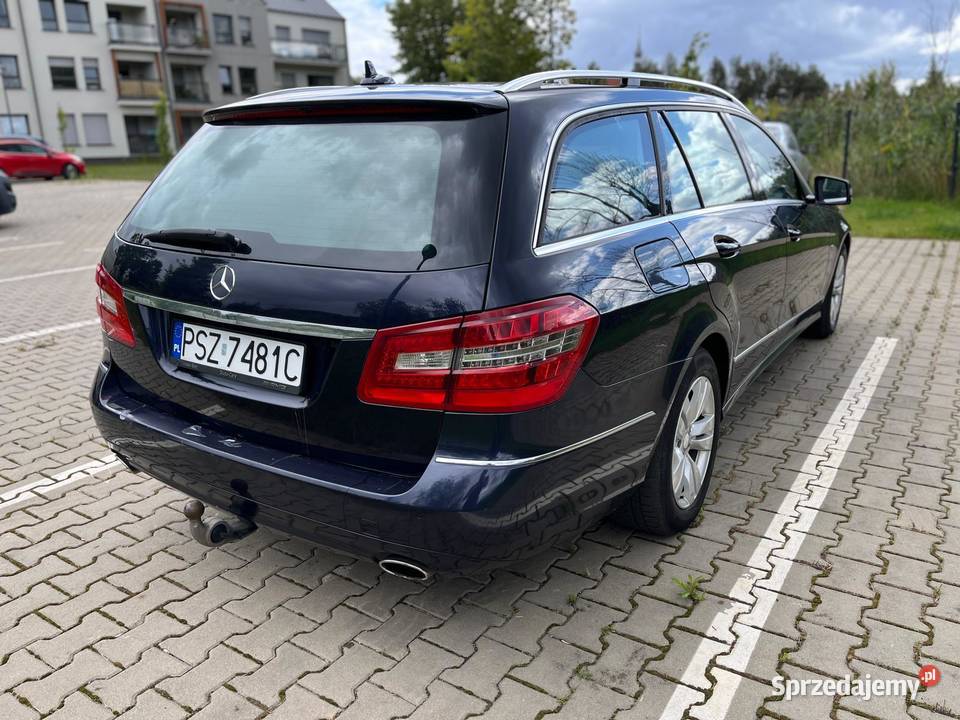 MercedesBenz E350CDI V6 265 2010r automat Rok produkcji 2010 Szamotuły