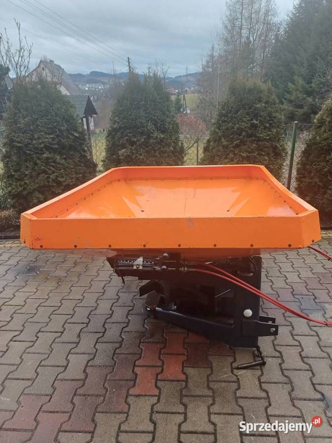 Rozsiewacz nawozów 700l Pozostałe Jordanów