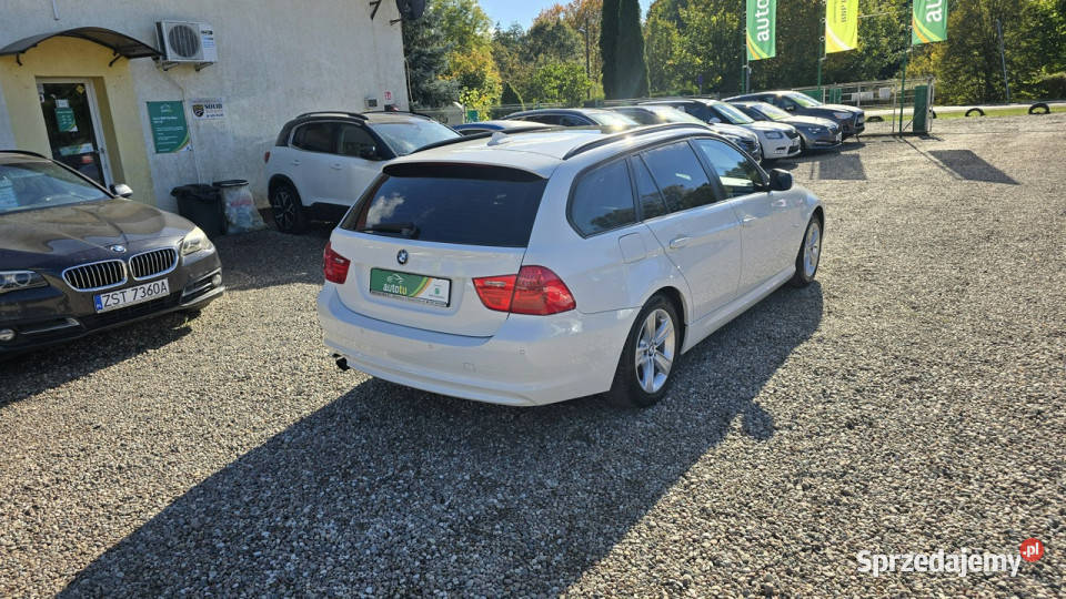 BMW 320 Panorama navi ksenon 2x PDC Zieleniewo