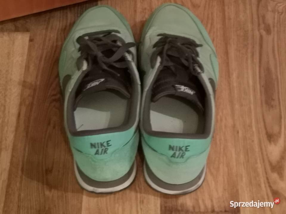 Buty sportowe NIKE 44 Kętrzyn