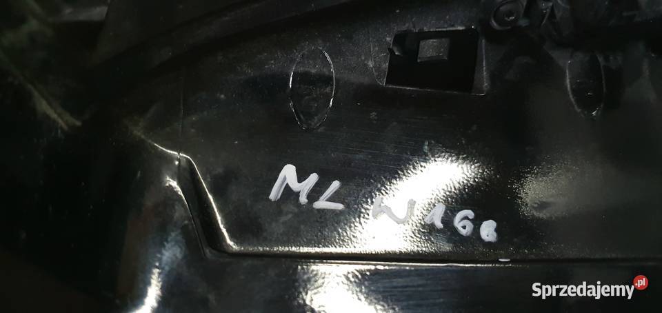MERCEDES ML W166 OBUDOWA LUSTERKA PRAWA Bieleń