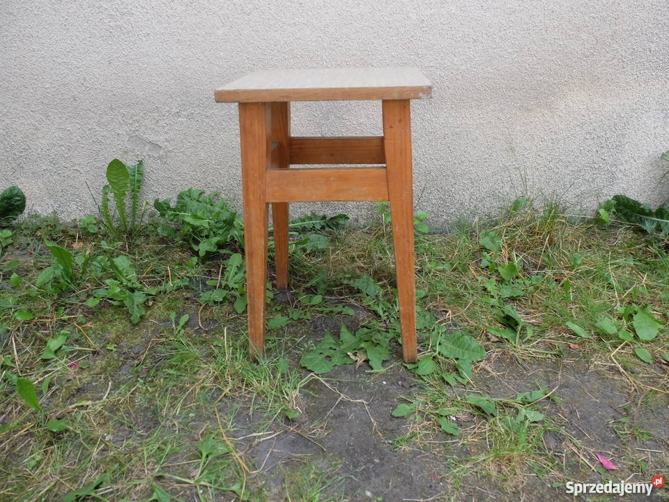 Taboret PRL 573 Kościan