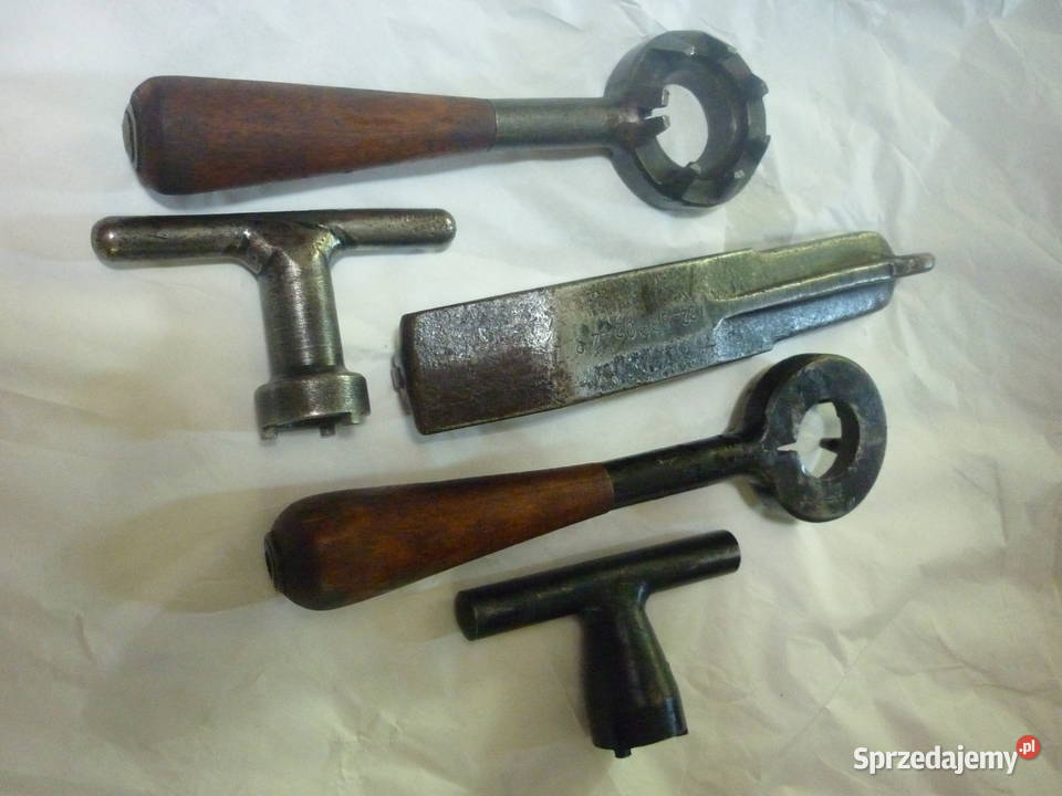 Haubica 122mm wz38 wyposażenie Dębica