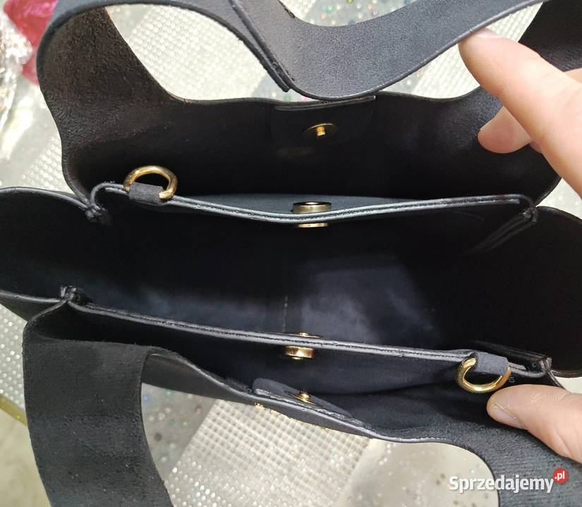 Torebka ze skóry zamszowej Prada kolor czarny wielkopolskie Poznań