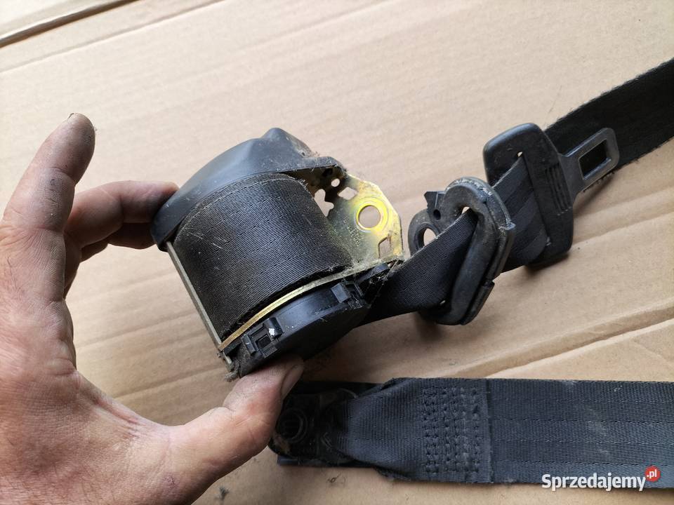 AUDI 80B3 893857705 PAS BEZPIECZEŃSTWA LEWY