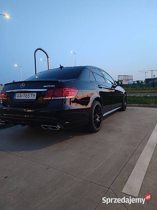 Mercedes Benz E400 AMG Edition światła przeciwmgielne Zakopane