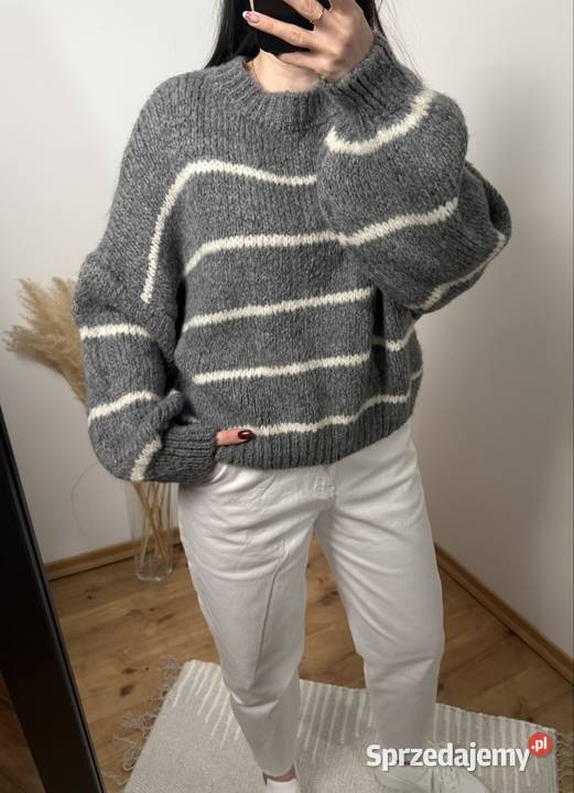 Szary miękki damski sweter szary w białe paski Rozmiar uniwersalny Ostrzeszów