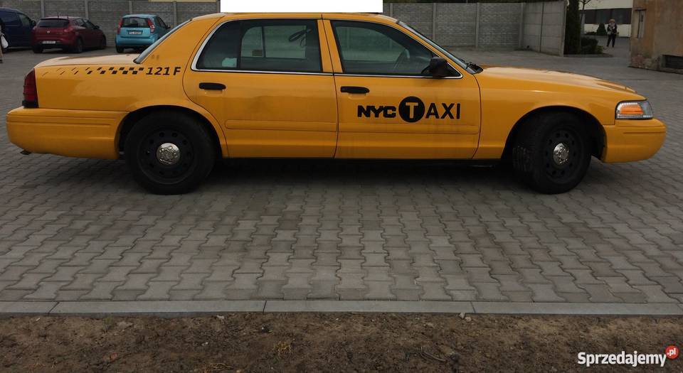 Ford Crown Victoria 305KM