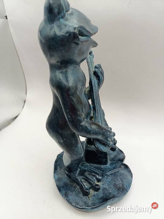 Figurka żaba orkiestra ogrodowa żywica masa Zamość