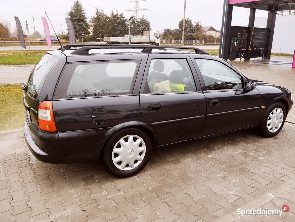 Opel Vectra v baza kombi 1598cm3 Warszawa