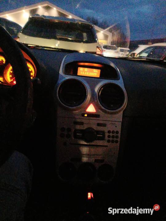 Opel Corsa 12 benzyna 2007r van