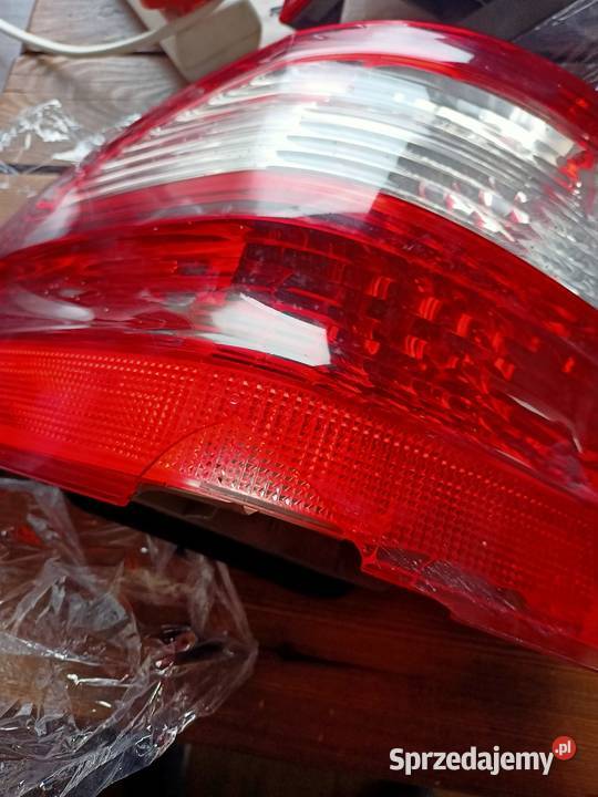 Lampa w211 avandgarde kombi lewy tył oryginał Części samochodowe Białystok