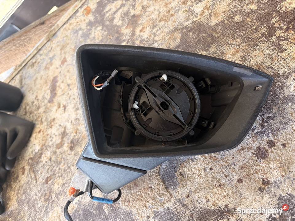 Lusterko prawe Seat Leon III ST LX7R 6Pin Rok produkcji 2014 lubuskie
