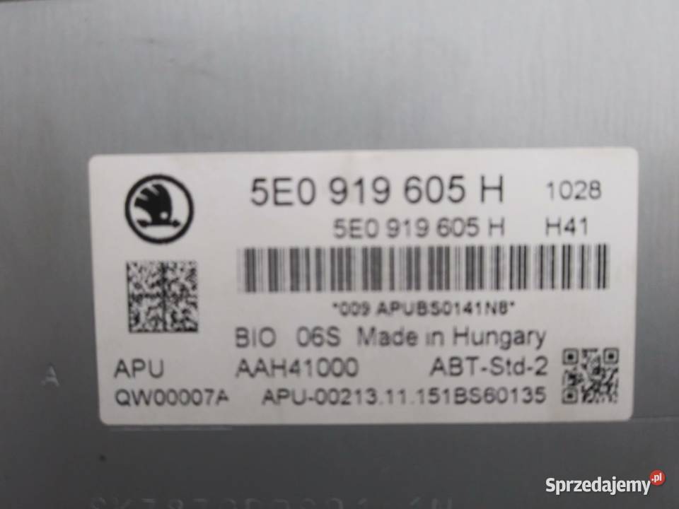 SKODA OCTAVIA III radio 5E0 RAPID FABIA czytnik Dębno sprzedam