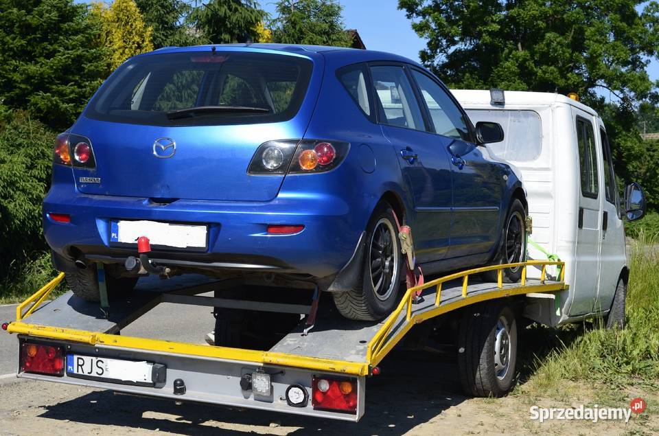 autolaweta przewóz rzeczy pomoc drogowa