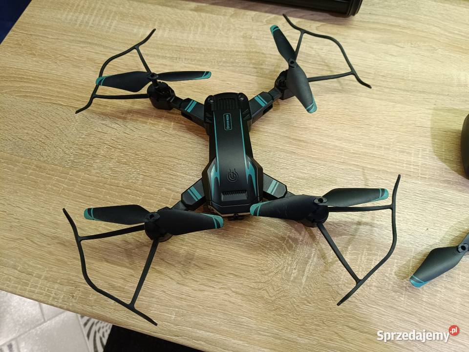 Dron używany zestaw