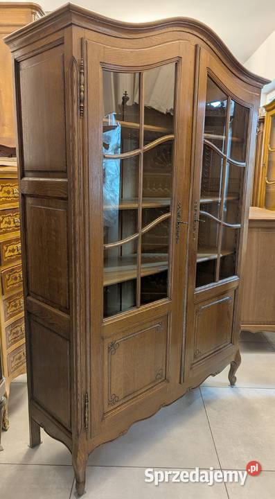 Piękna dębowa bibliotekawitryna ludwikowska Dąbrowa Górnicza