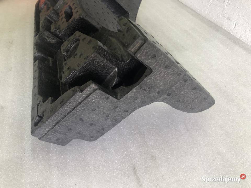 STYROPIAN BAGAŻNIKA 3C5012115D WKRĘTKA PASSAT CC wielkopolskie