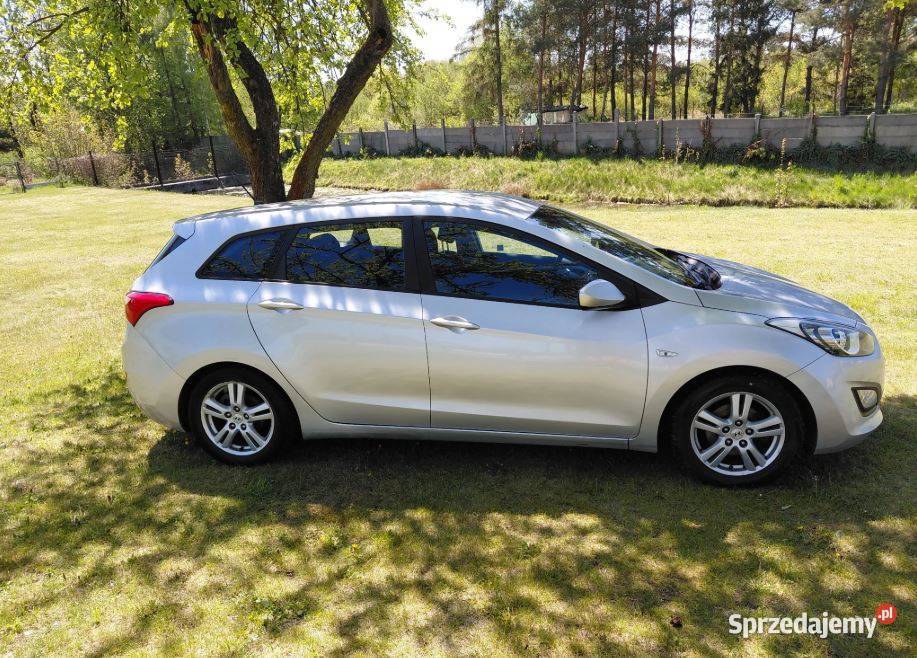 Hyundai i30 II 16 CRDi Premium wspomaganie kierownicy