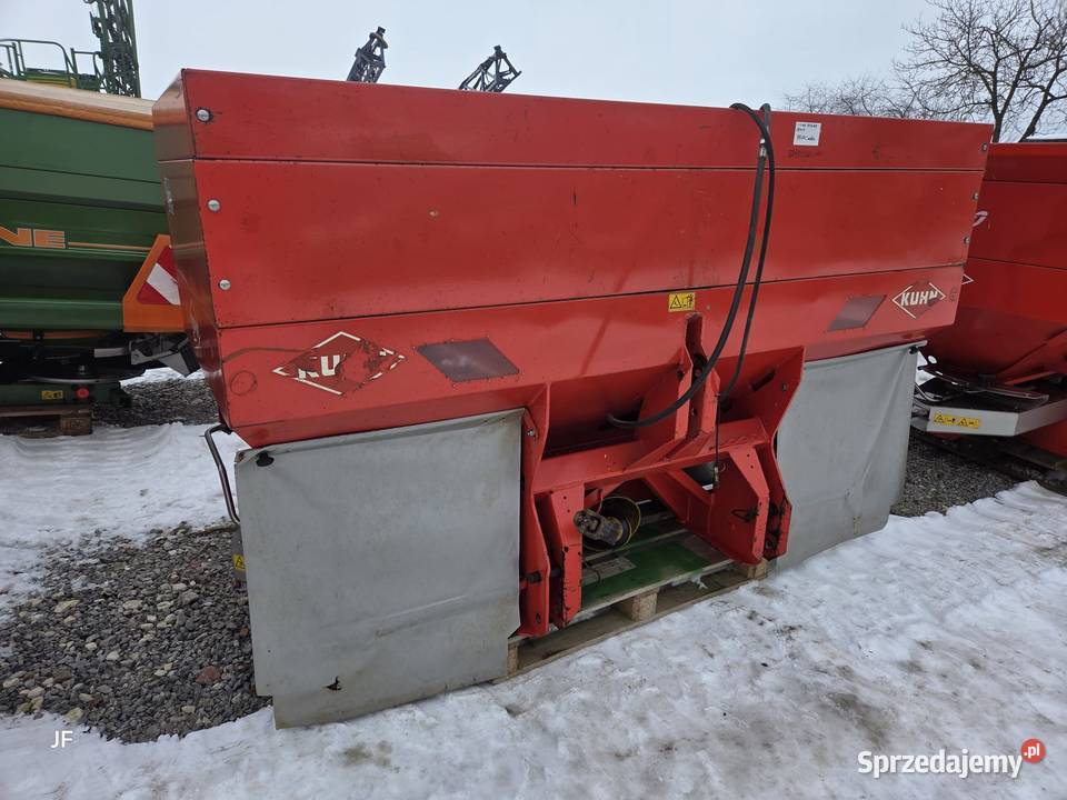 Rozsiewacz KUHN AXERA M1101 Ładny Stan Duży nieuszkodzony mazowieckie Gąsewo