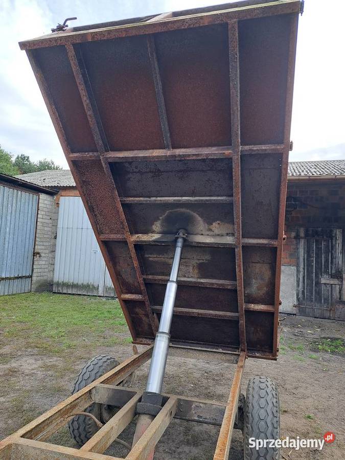 Przyczepa jednoosiowa wywrotka na tył Gizałki