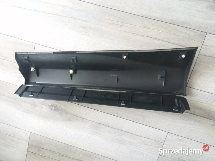 TOYOTA RAV4 1215 PRAWA LISTWA DRZWI TYŁ Międzychód