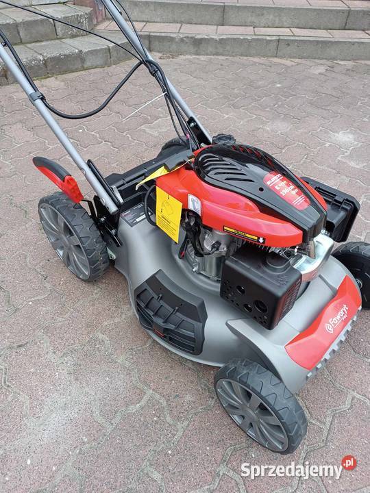 Kosiarka spalinowa z elektrycznym rozrusznikiem Wieluń
