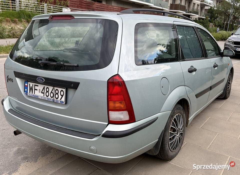 Ford Focus Kombi 16 Benzyna Salon Bezwypadek Wieliszew sprzedam