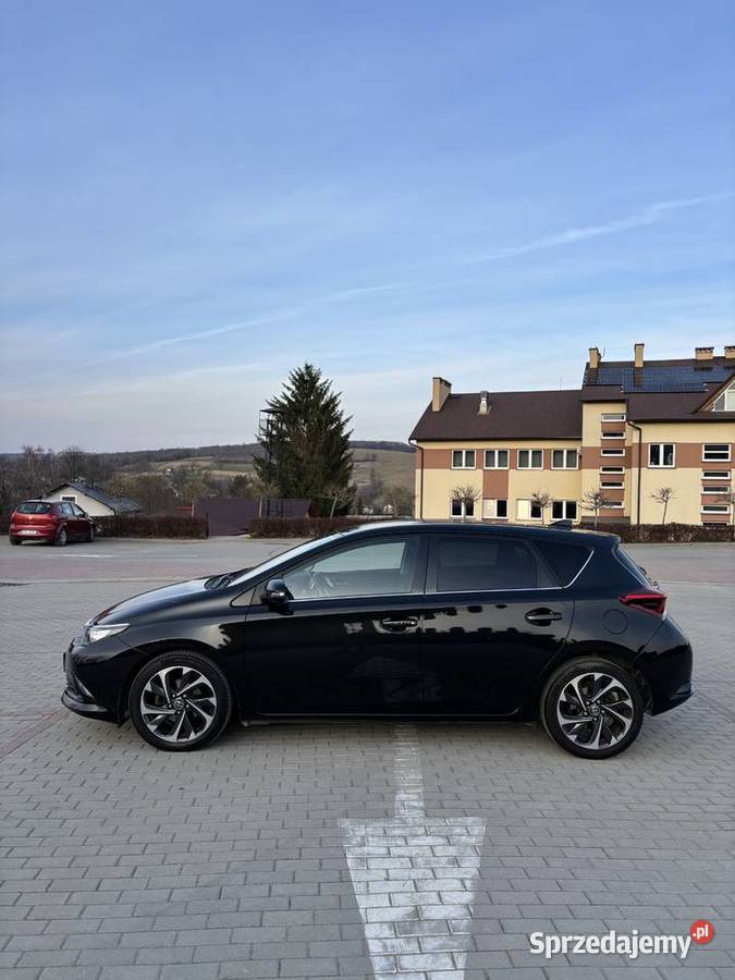 Toyota Auris 16 d4d Auris Jawornik