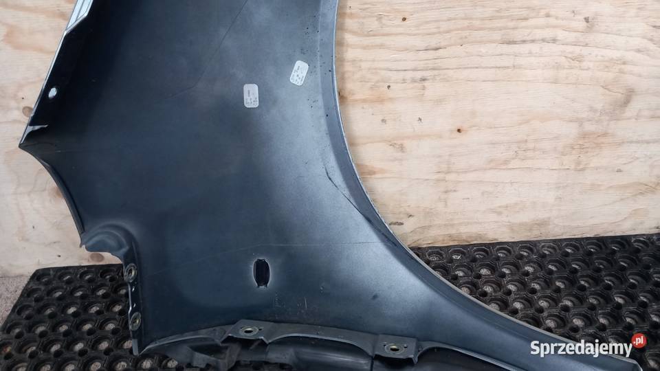 MERCEDES W168 BŁOTNIK PRZÓD LEWY 706 Zbierkowo