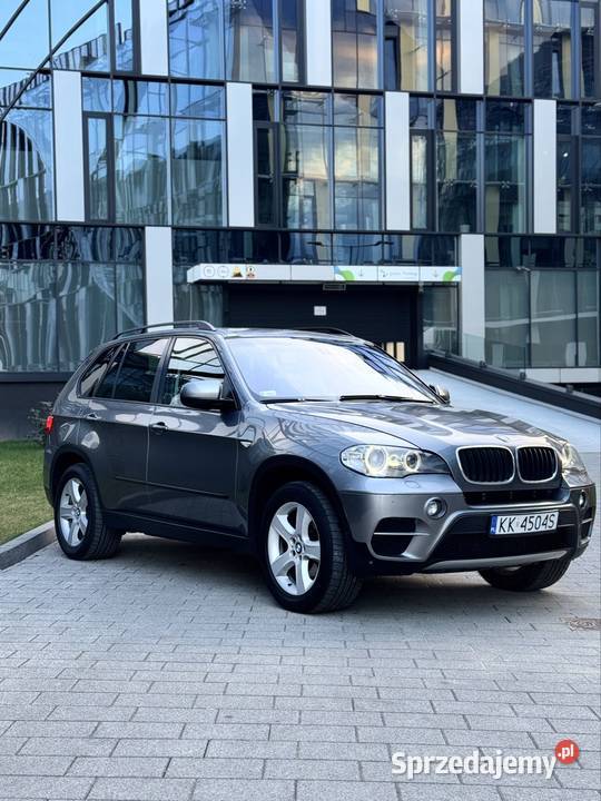 BMW E70 2010 srebrny