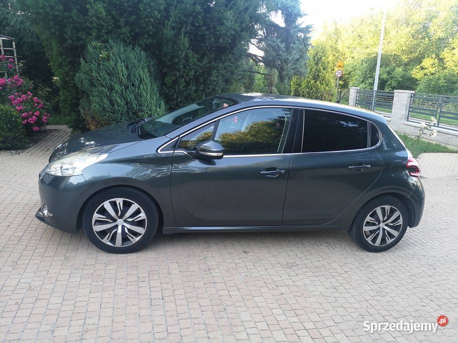 Sprzedam Peugeot 208 stan 2012 1560cm3 208 podkarpackie