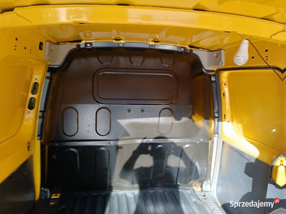 Sprzedam auto małe dostawcze RENO KANGO 2018 Kielce