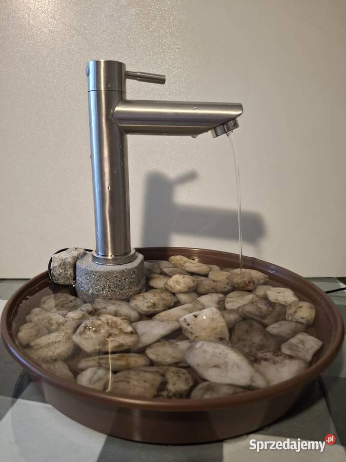 Fontanna kran Fontanny i kaskady Łódź