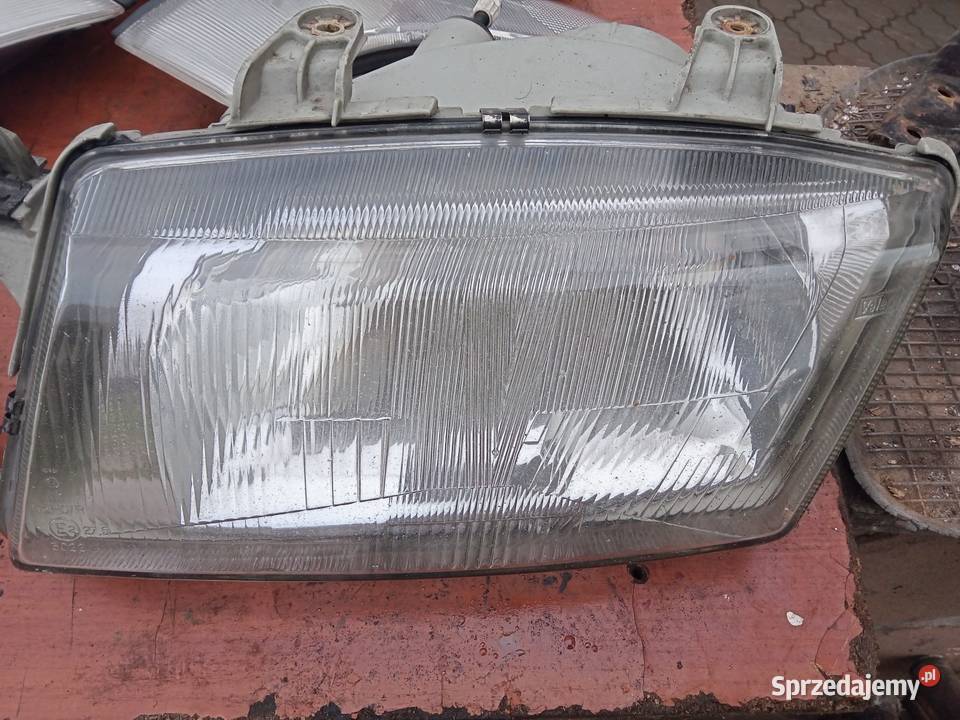 Saab 900 93 Lampy przednie ty grill Stalowa Wola sprzedam