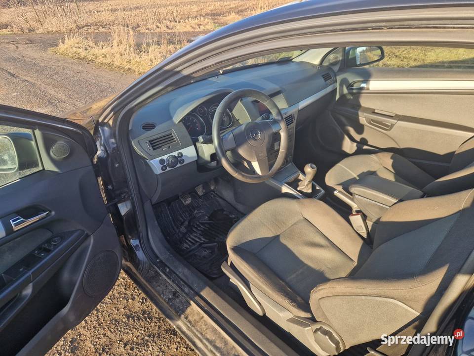 Opel Astra h gtc 2006 245000km dolnośląskie