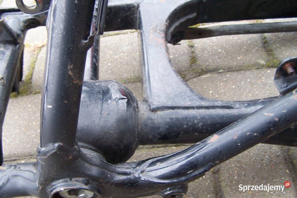 rama z wahaczem honda vt 500c Malawa