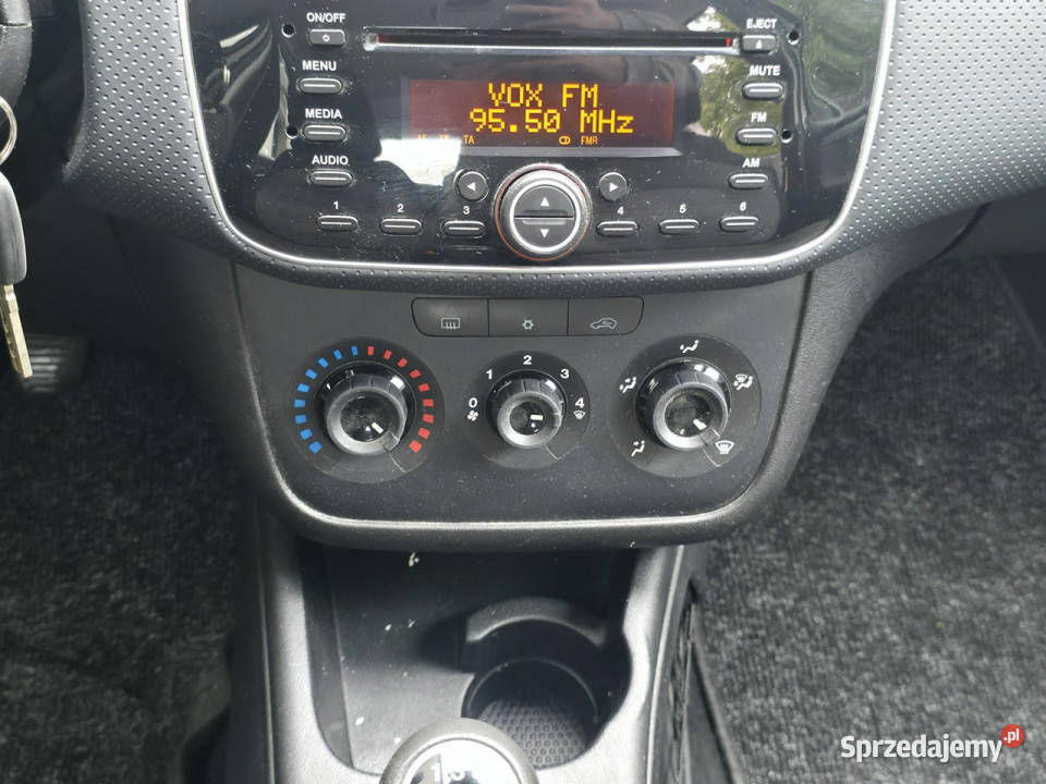 Fiat Punto Evo 14 Benzyna Serwisowany Gwarancja garażowany Piekoszów