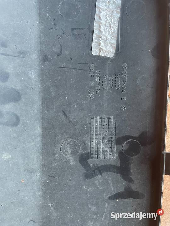 Zaślepka osłona haka holowniczego Dodge durango osobowe Gostyń sprzedam