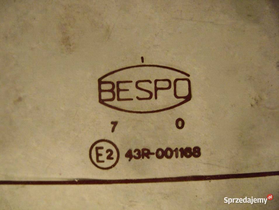 Tylna szyba ogrzewana FSO Polonez 1990r Nowy Staw