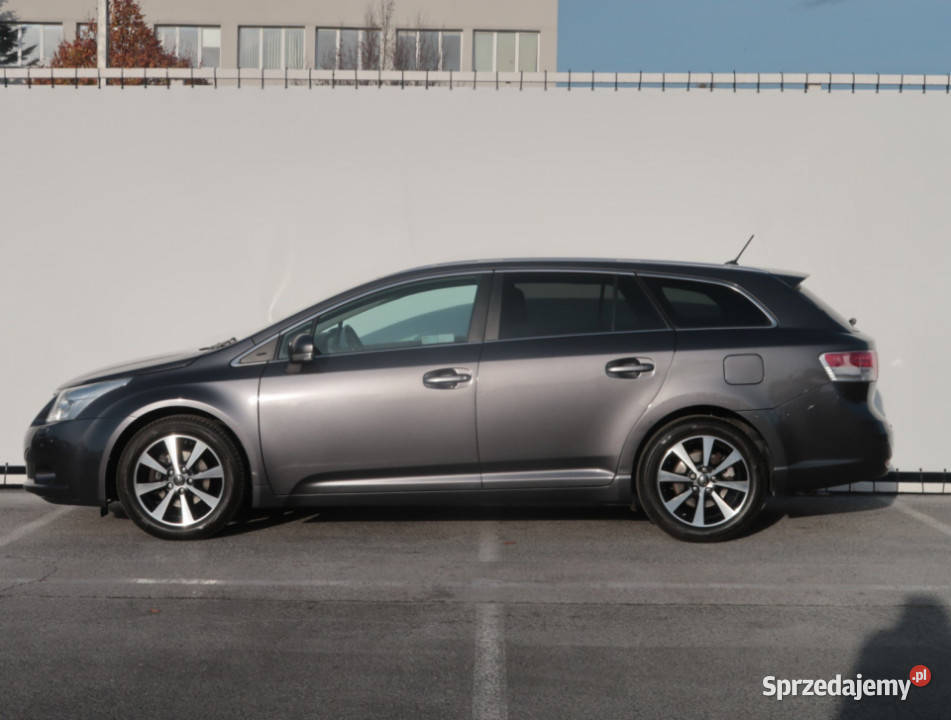 Toyota Avensis 20 Valvematic światła przeciwmgielne Lublin