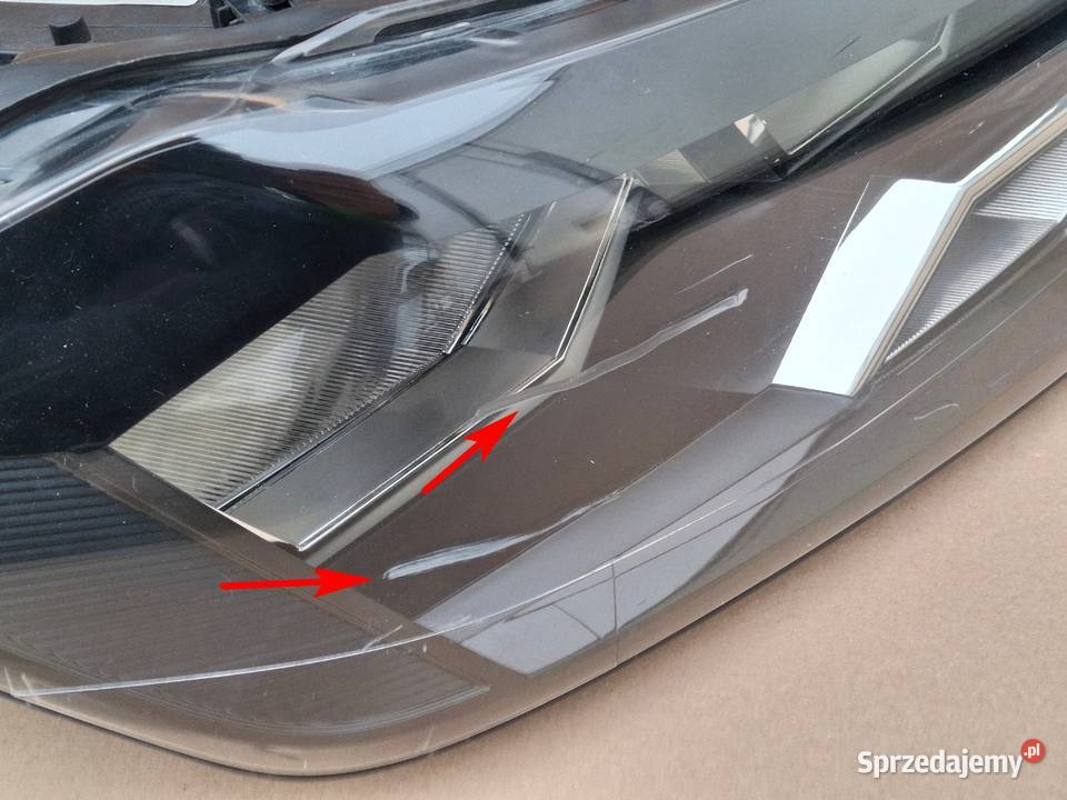 VW POLO VI 6 2G REFLEKTOR PRAWY LAMPA PRAWA H7 Bieleń